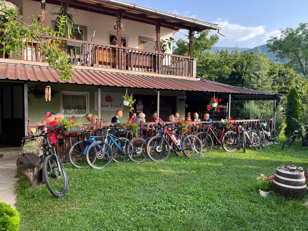 Kitka Hostel - Guest House Vratnica Luaran gambar