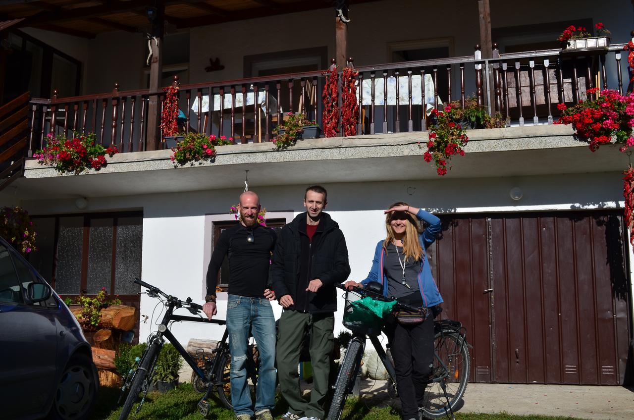 Kitka Hostel - Guest House Vratnica Luaran gambar
