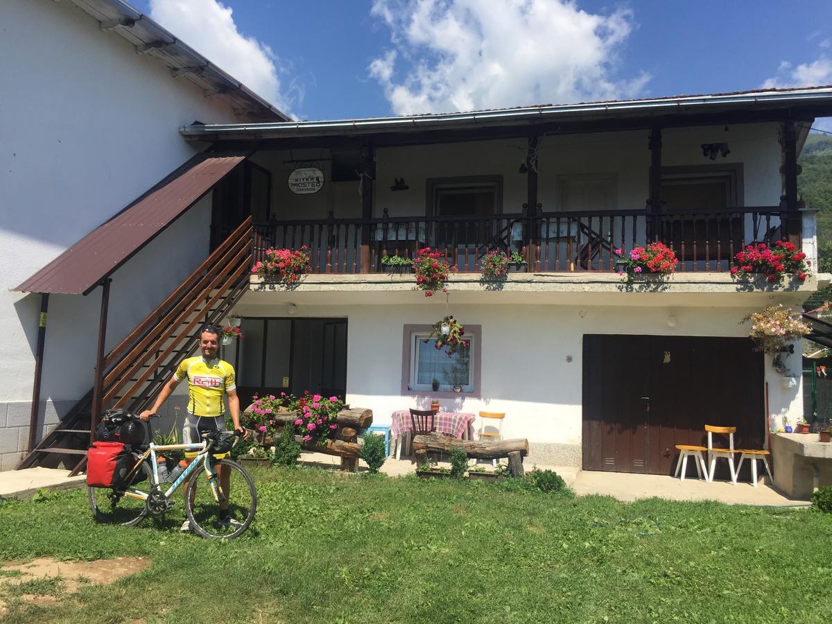 Kitka Hostel - Guest House Vratnica Luaran gambar